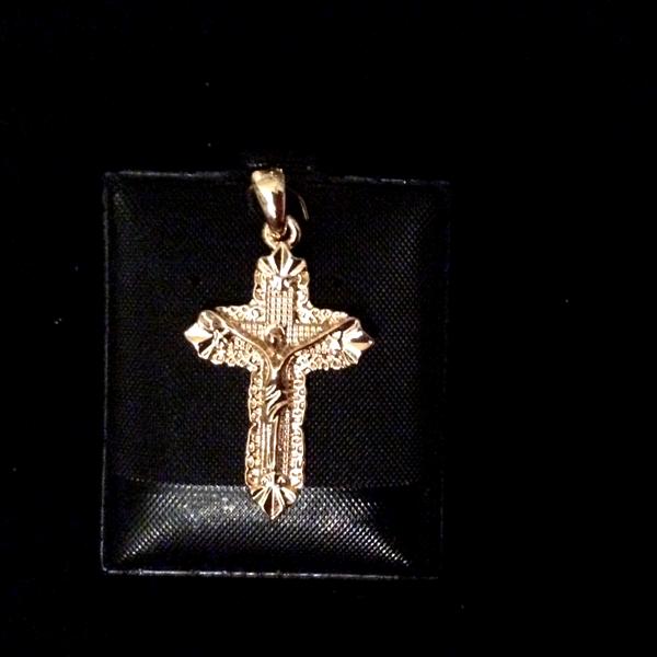 9042 <b><br />SMALL CROSS</b>