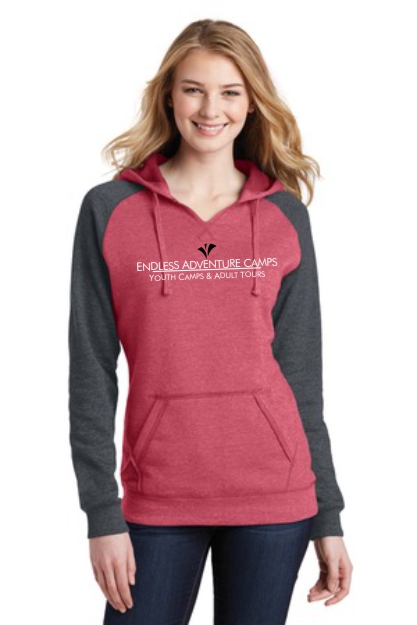 District Junios Lightweight Fleece Raglan Hoodie DT296